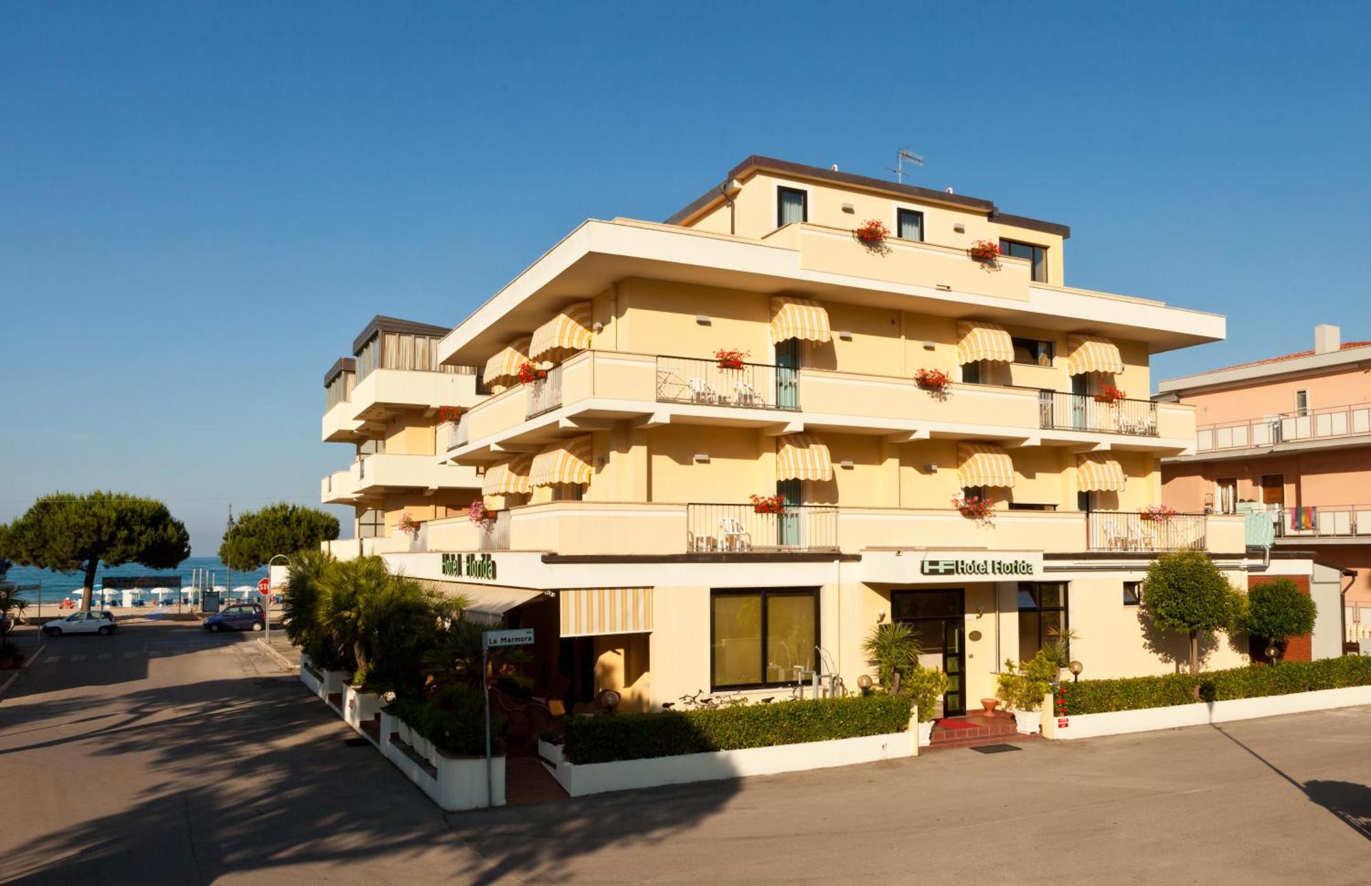 Hotel Florida Silvi Marina Esterno foto