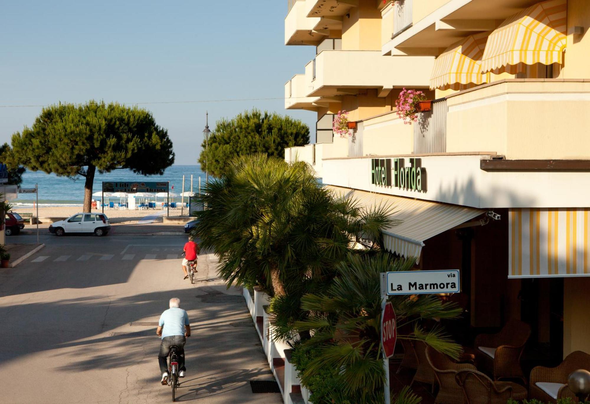 Hotel Florida Silvi Marina Esterno foto